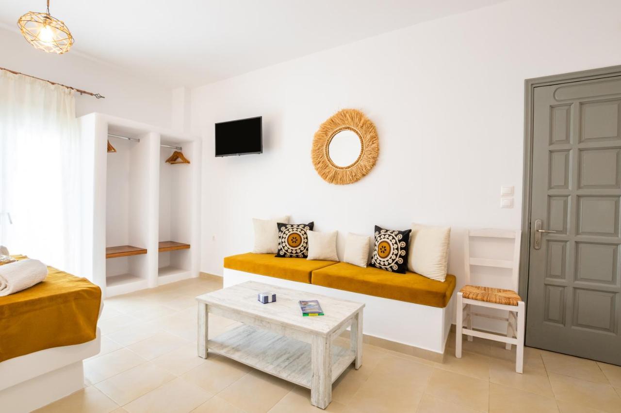 Anemos Guest Apts Karpathos Town  Exterior photo